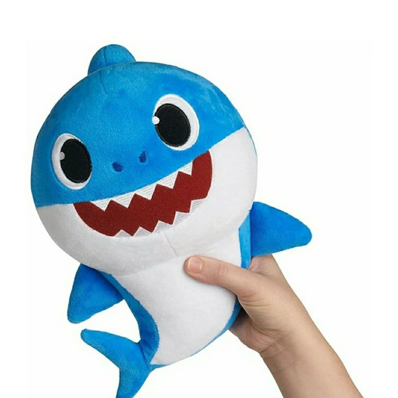 daddy shark puppet
